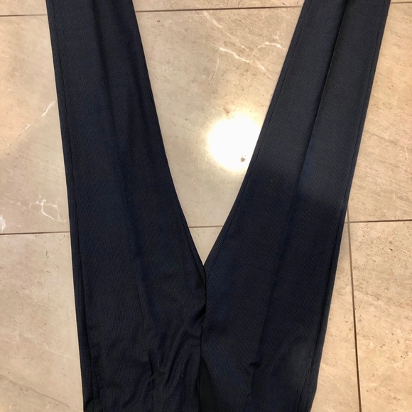 Hugo Boss Suit Set (36R) - Picture 4 of 5